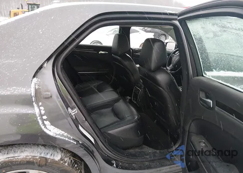 2016 Chrysler 300 Limited из США, поврежденный, VIN 2C3CCARG0GH190919